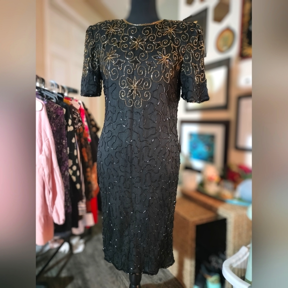 Vintage beaded dress. Large.